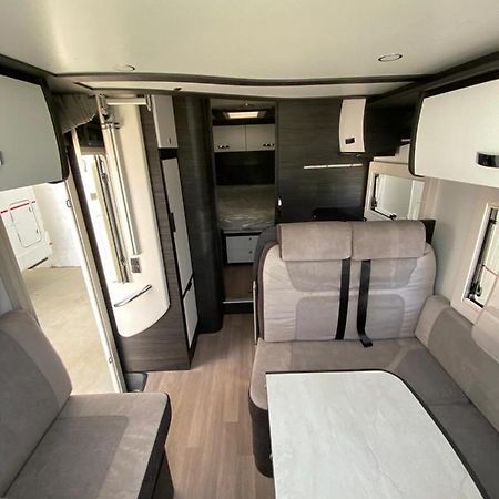 Magnífica autocaravana con barbacoa Granada Exterior foto