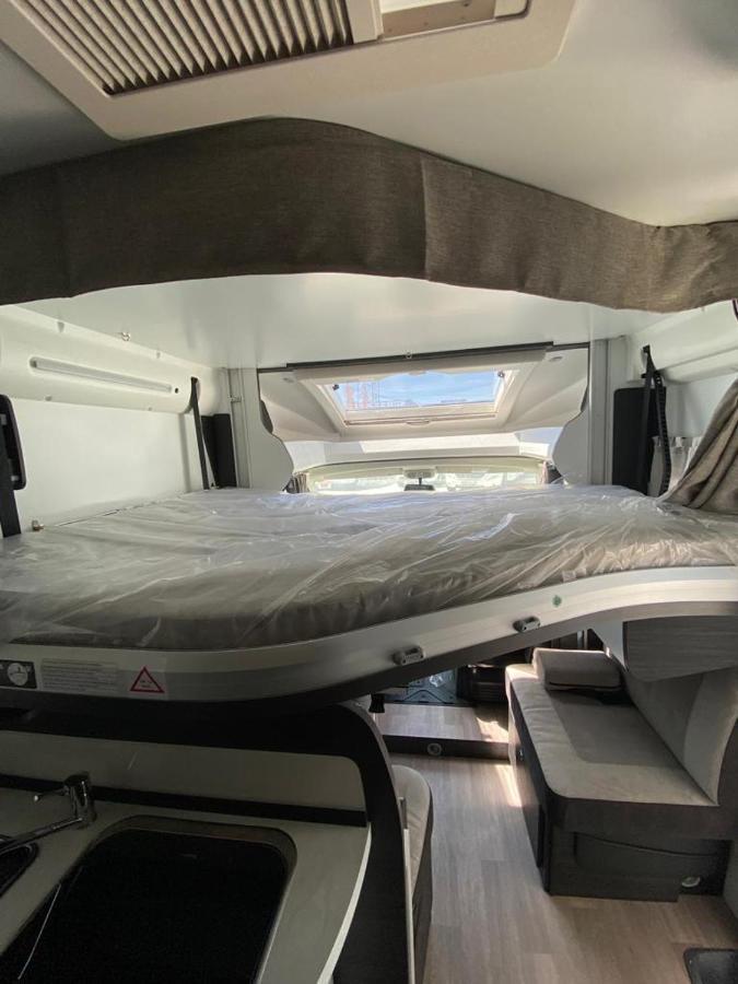 Magnífica autocaravana con barbacoa Granada Exterior foto