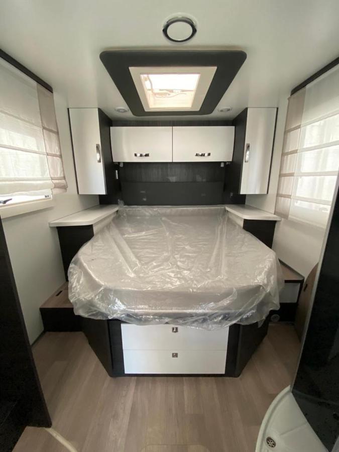 Magnífica autocaravana con barbacoa Granada Exterior foto